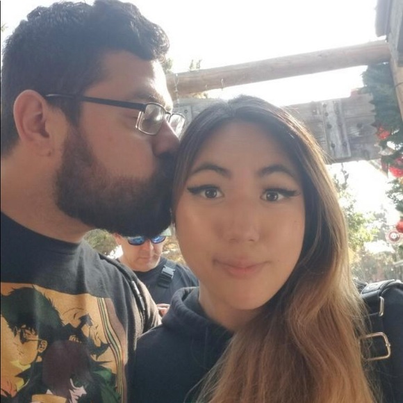 π¦πβ¨Meet the Sellerβ¨ππ¦ - Picture 3 of 6